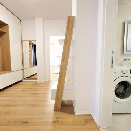 Modern 2br At Zogu I Boulevard - 티라나