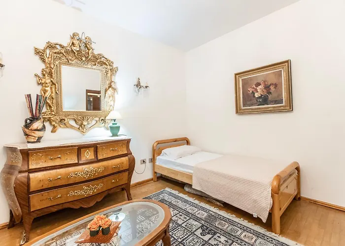 Apartament We Blloku 2br *