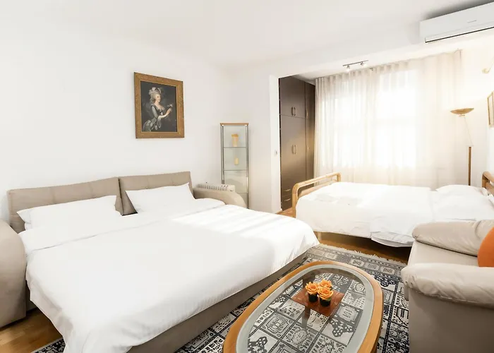 Apartment We Blloku 2br *