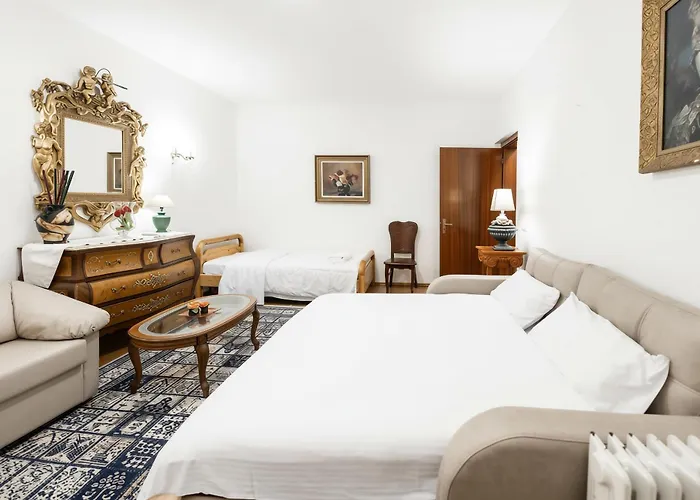 We Blloku 2br * Tirana